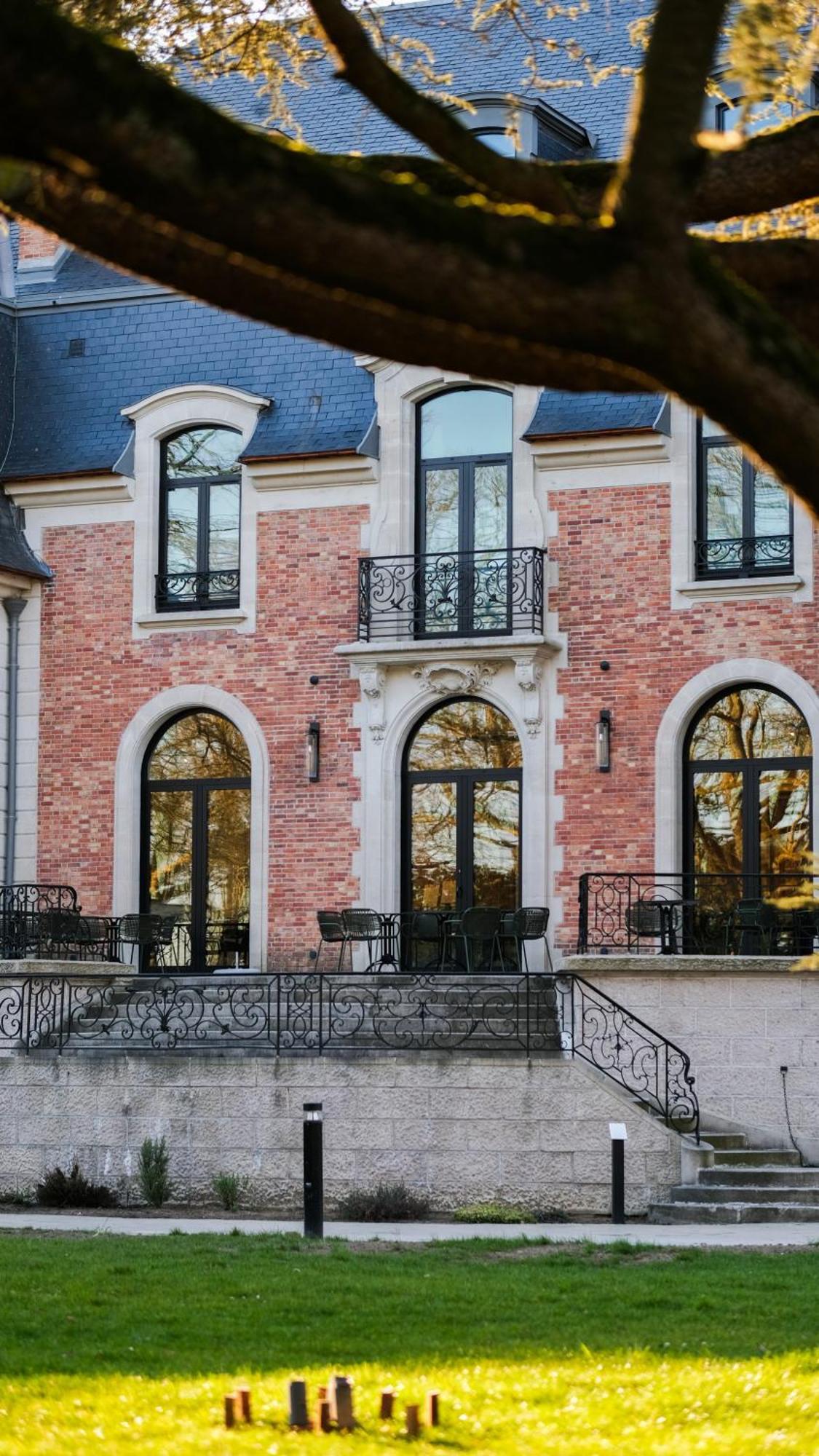 La Maison Des Bienheureux Wasquehal Exterior foto